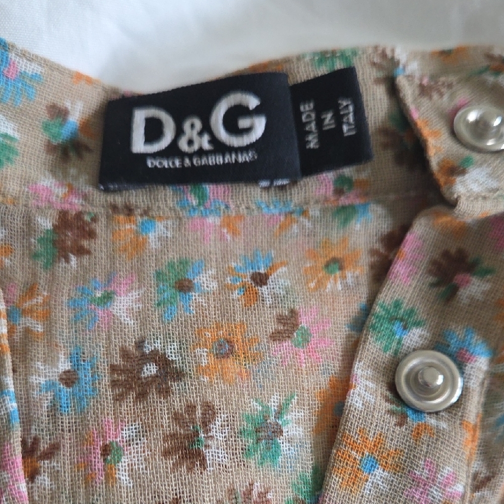 D&G Beige Patterned Button-Up Top - Picture 5 of 6